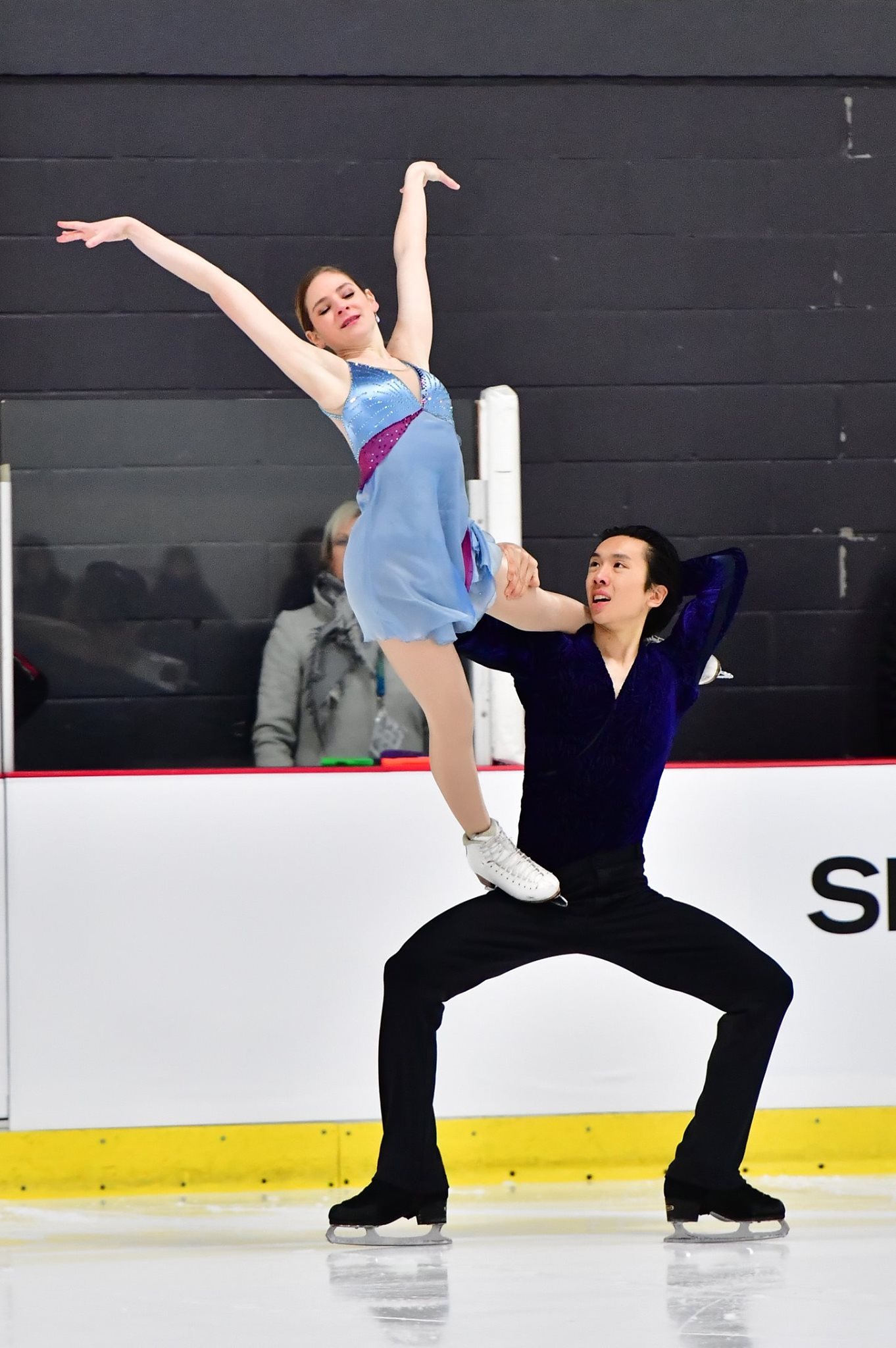 danse-sur-glace-valerie-taillefer-et-jason-chan