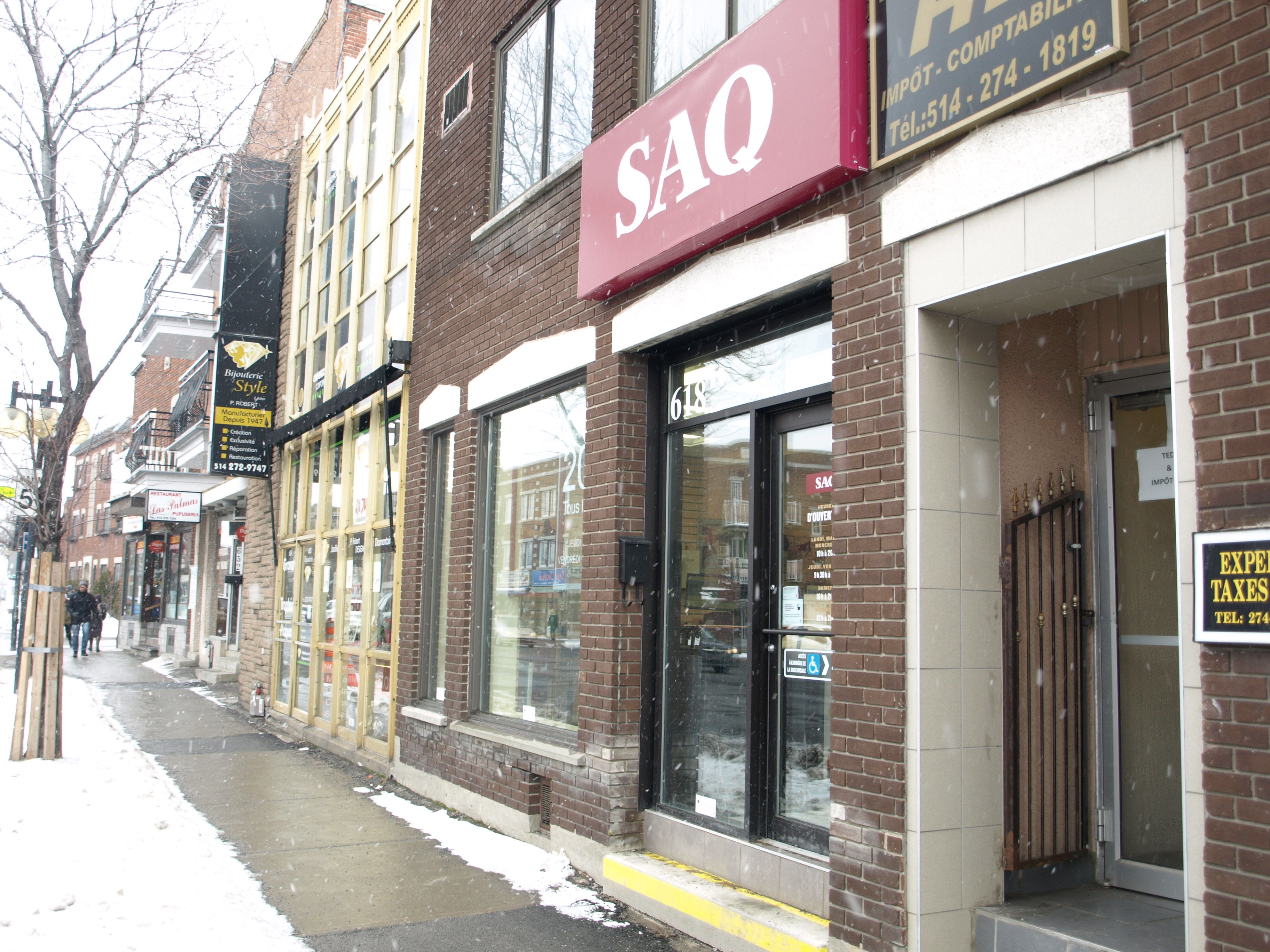 Pour l'instant, la succursale se trouve dans des locaux temporaires.