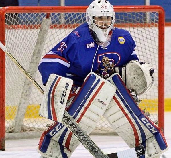 Le gardien de but des Rangers de Montréal-Est, Anthony Potvin.