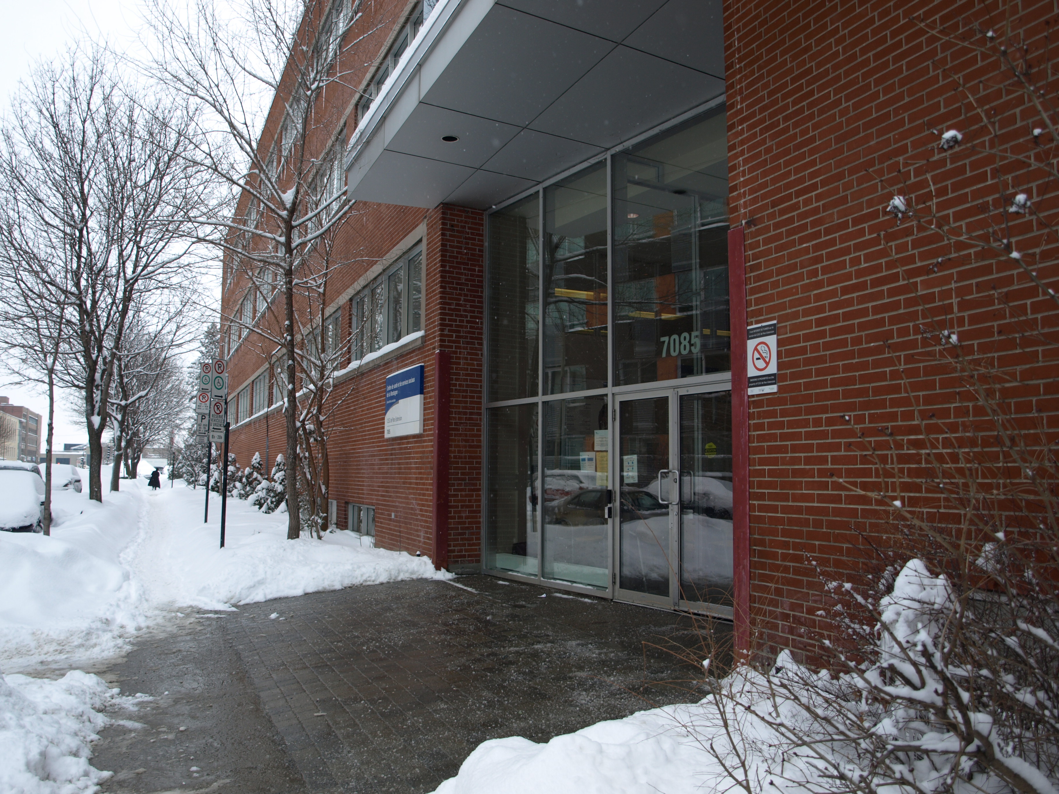 À cause d'un manque de personnel, le CLSC de Parc-Extension ne peut plus accueillir les réunions des Narcotiques anonymes.