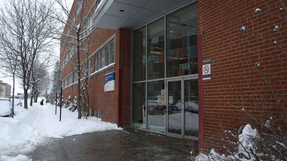 À cause d'un manque de personnel, le CLSC de Parc-Extension ne peut plus accueillir les réunions des Narcotiques anonymes.