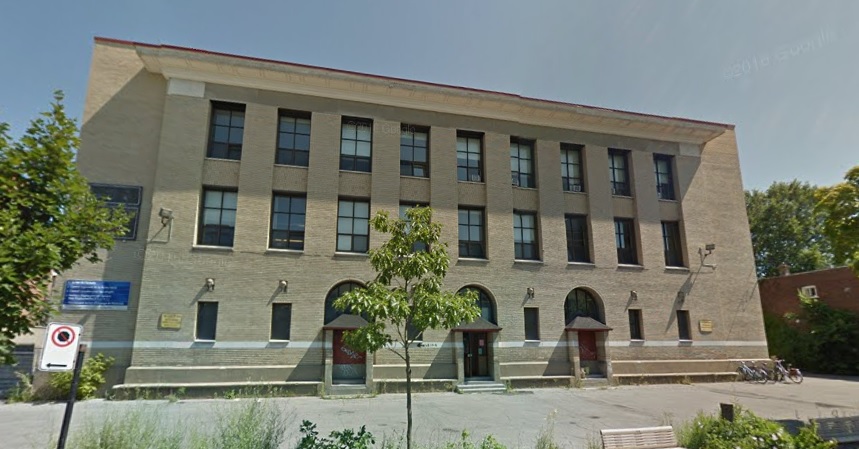 L'édifice a été construit en 1925.