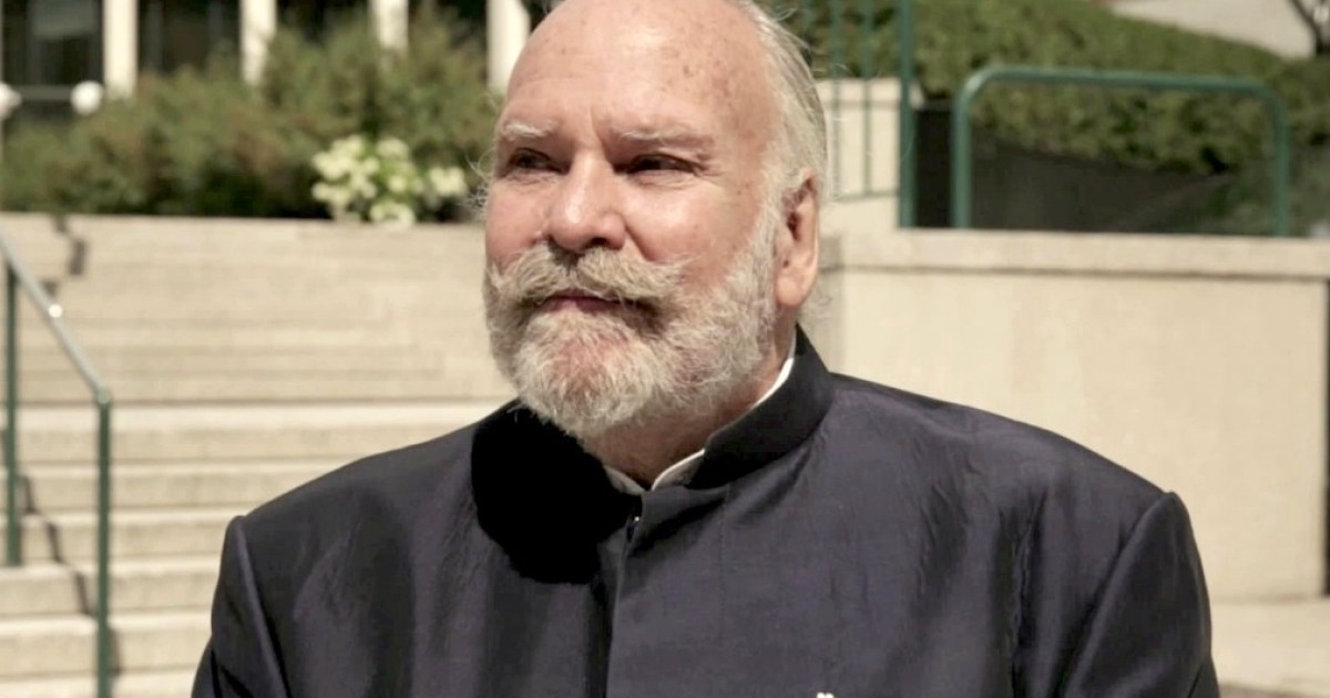 L'homme de danse Vincent Warren honoré