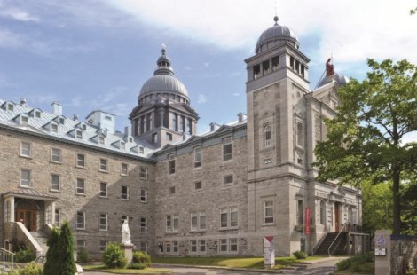 Le Collège Sainte-Anne de Lachine, où des élèves ont causé la controverse en affichant le mot nigger.