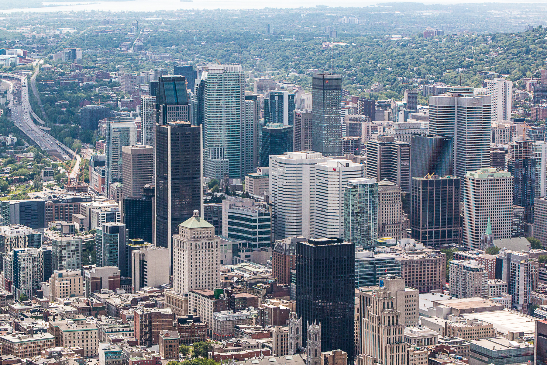 Montréal au sommet de la croissance économique canadienne