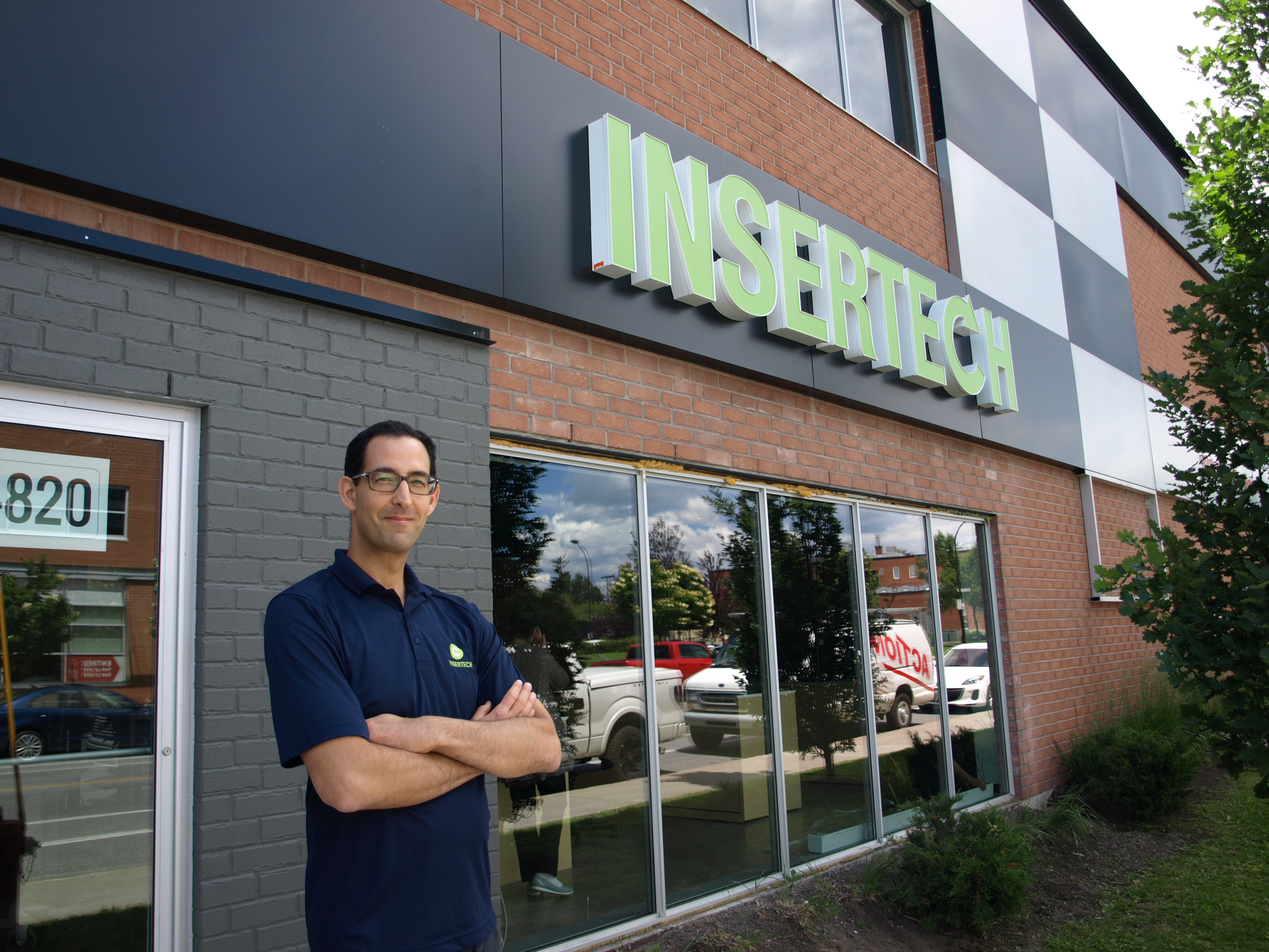 Saad Sebti devantles nouveaux locaux d'Insertech