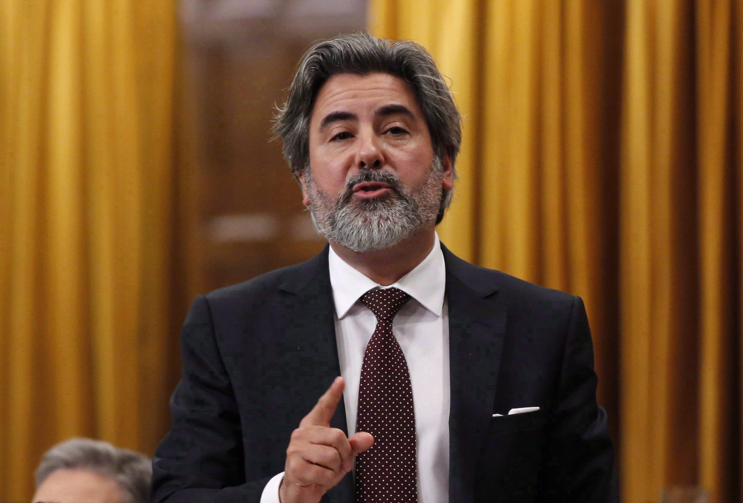 Pablo Rodriguez tente de donner l'heure juste à Los Angeles