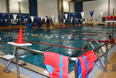 Fermée depuis janvier 2017, la piscine du Collège de Rosemont fera place à des espaces pédagogiques.