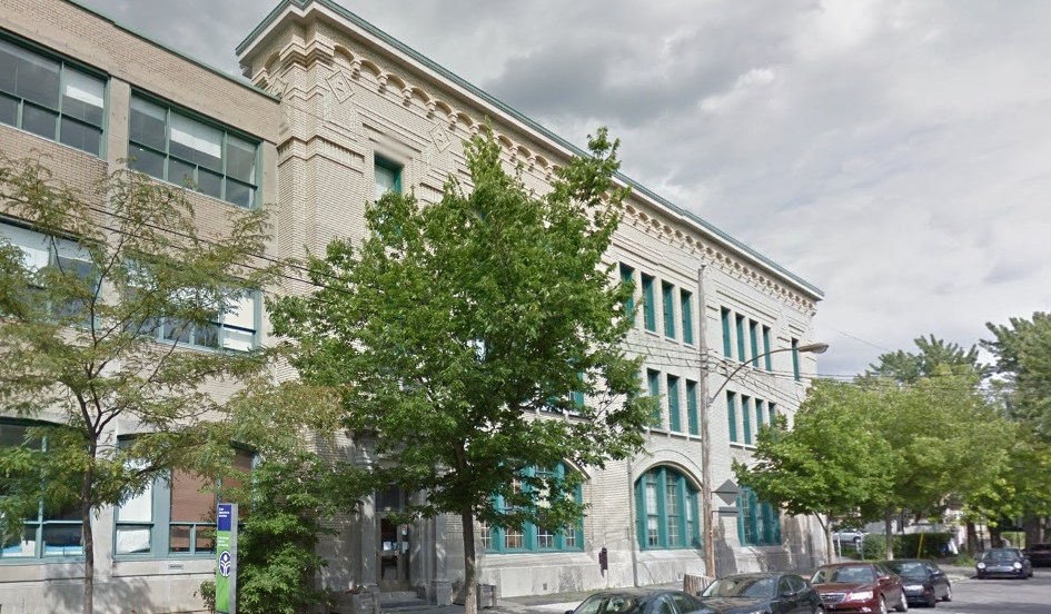 L'école Madeleine-de-Verchères pourrait abolir certains services pour accueillir plus d'élèves.