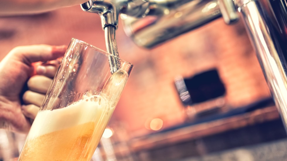 Le marché montréalais est propice à l'arrivée de nouveaux pubs créés par des microbrasseurs, selon l'AMBQ.