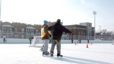 Seulement le patinage libre sera autorisé cet hiver.