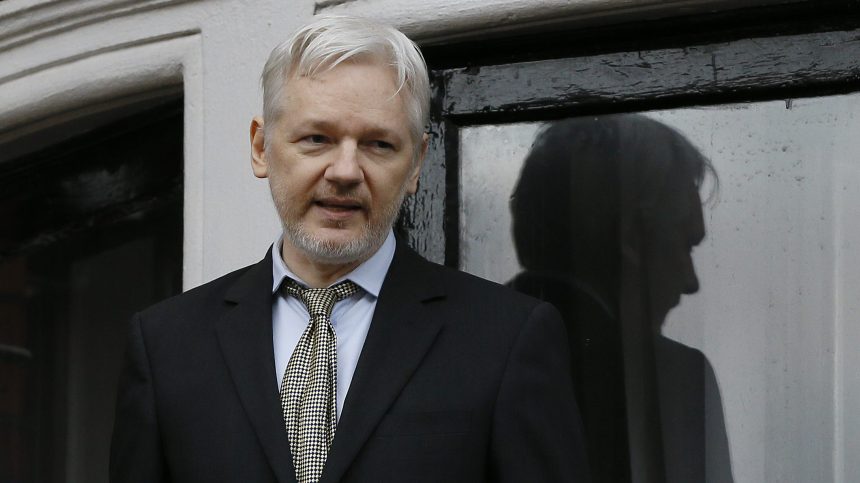 Julian Assange Son Image De Cyber Warrior S Est Brouillee Au Fil Des Ans