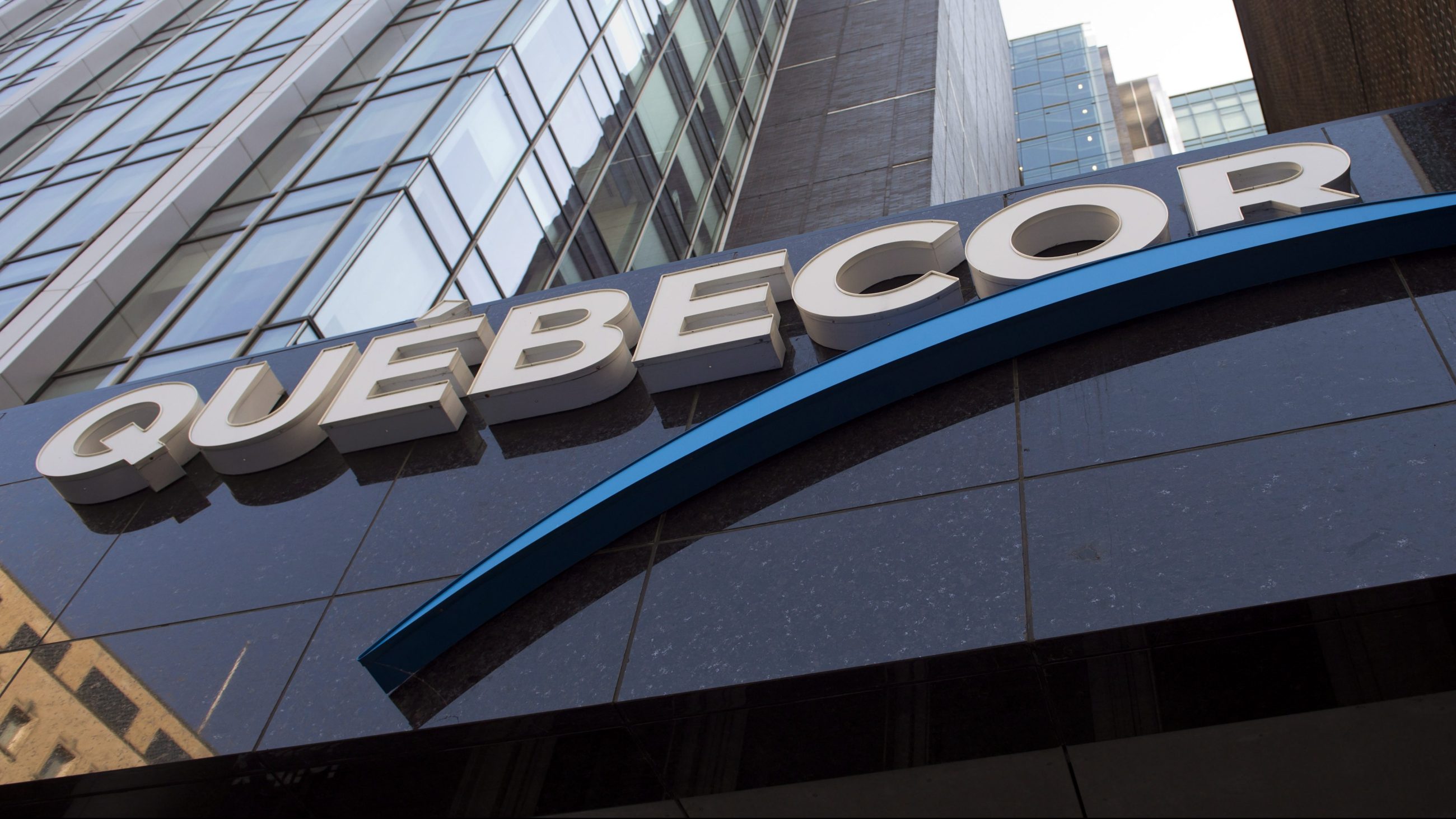 Québecor lance QUB, une nouvelle radio web