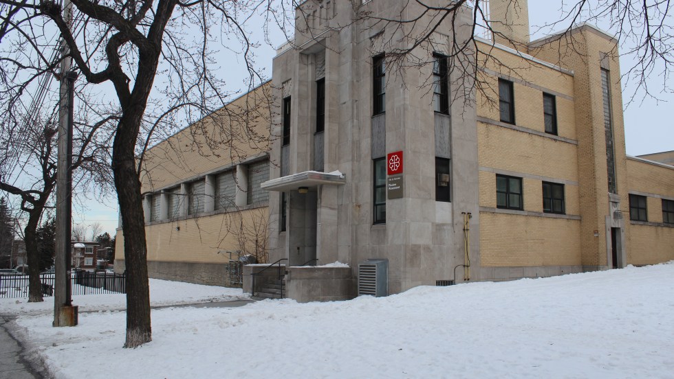 La piscine actuelle sera transformée en amphithéâtre, qui ouvrira ses portes en 2022.