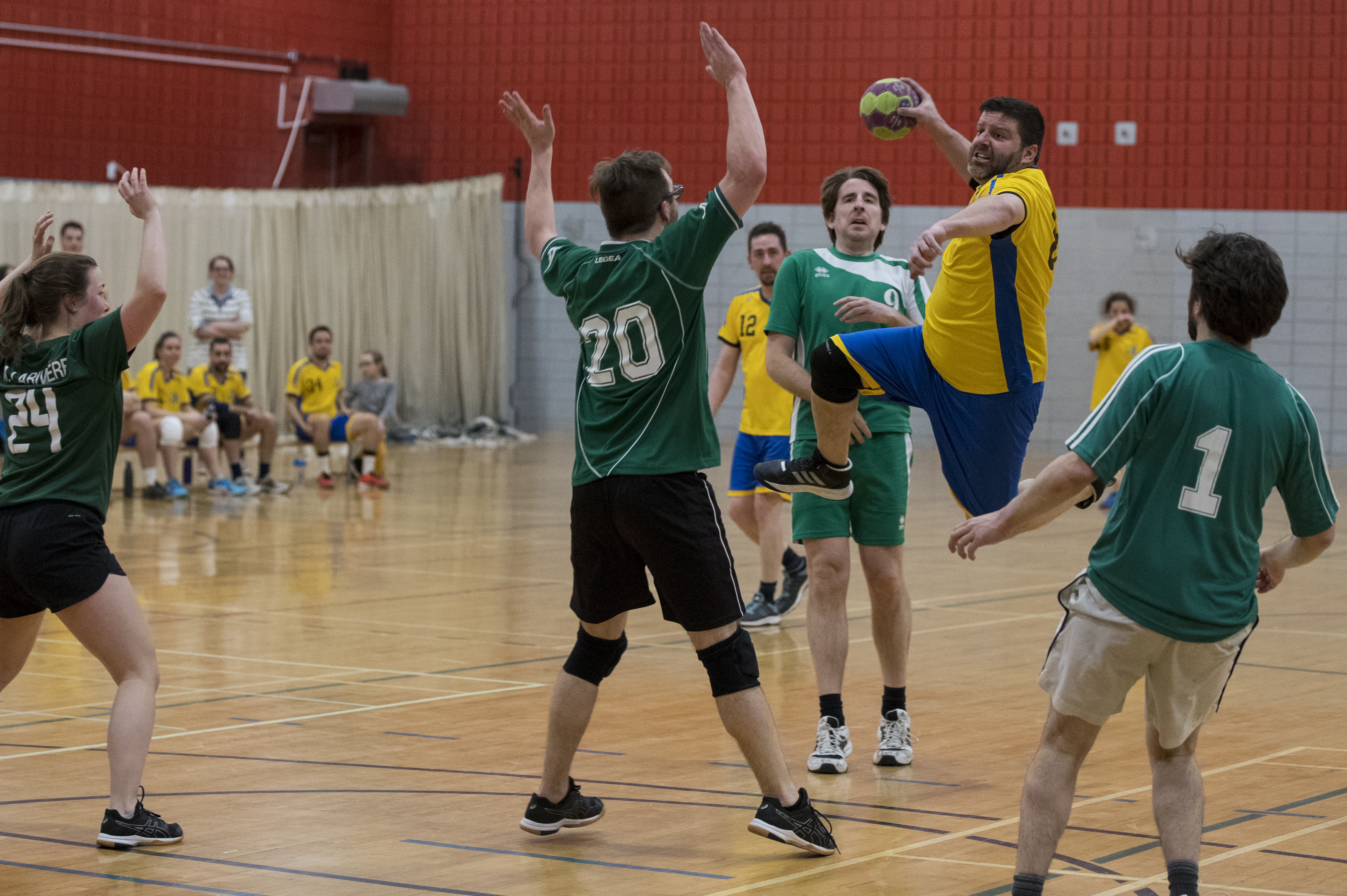 Journalmetro Com Local Ids Verdun Victoire Des Argoulets 18 03 21t14 52 34z Journalmetro Com Wp Content Uploads 18 03 Les Argoulets 3 Jpg L Equipe De Handball Les Argoulets De Verdun Contre Les Celtiques L Equipe De