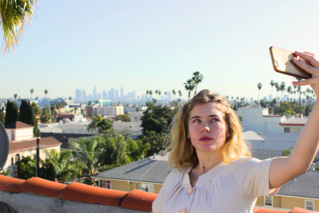 selfie deepfake vidéo app mobile application Zao