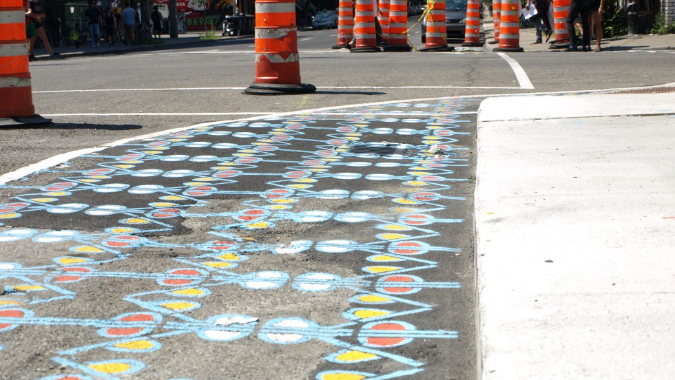 Des saillies de trottoirs avaient été peintes sur Beaubien en 2017.