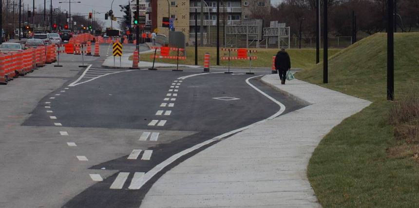 Entraves A La Circulation Au Pont D Etagement De La Rue Sherbrooke