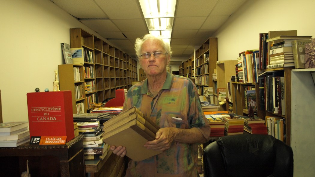 Terry Westcott travaille dans le milieu libraire depuis plus de 30 ans.
