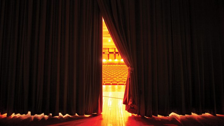 Coup de pouce de l'École nationale de théâtre aux artistes émergents