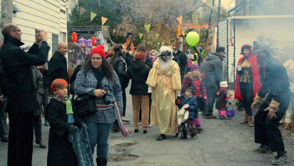Des milliers de de petits et grands déguisés se déplaçaient chaque année pour la distribution de friandises dans la Ruelle hantée.