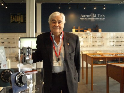 Aaron M. Fish, fondateur de la compagnie Unican, est propriétaire d'une collection de milliers de verrous.