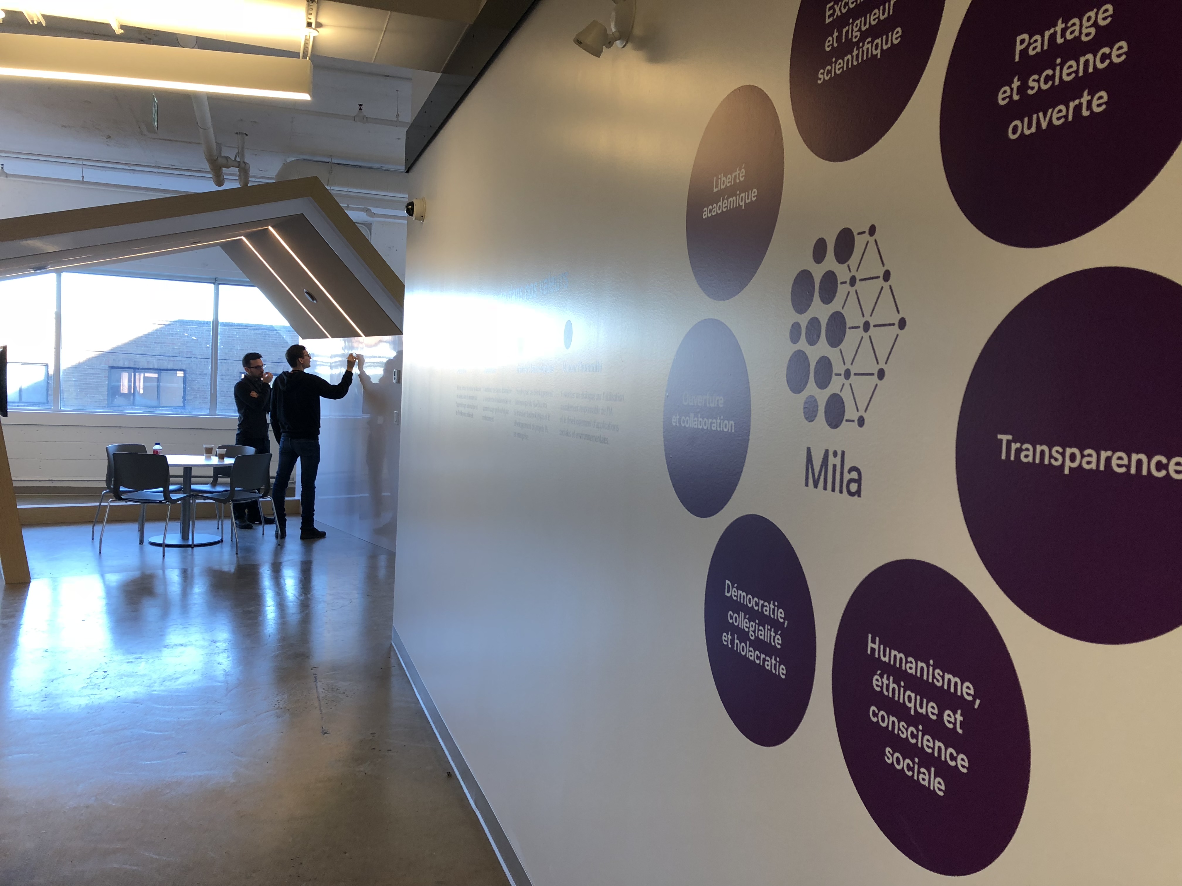Chercheurs, étudiants et professionnels se côtoieront dans les bureaux du MILA pour développer de nouvelles applications à l'intelligence artificielle.