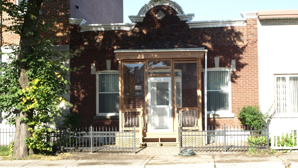 Le règlement encadrant la modification des maisons shoebox sera moins contraignant qu'annoncé en 2018, selon les élus.