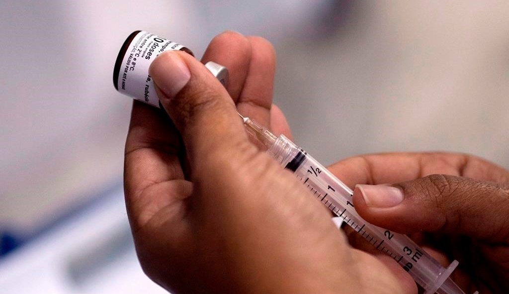 vaccinale vaccins monde oms stagne méfiance
