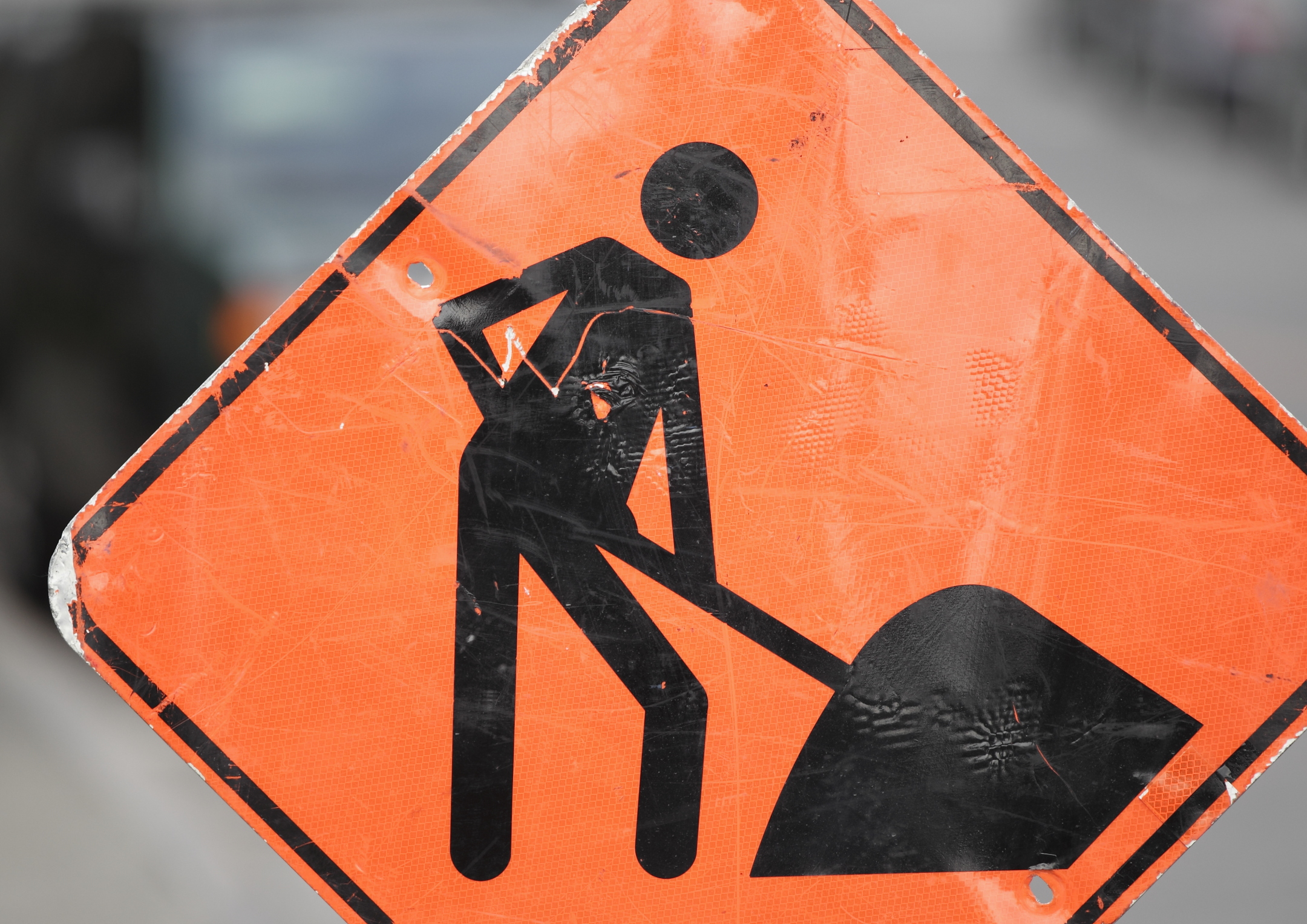 Plusieurs rues de Montréal seront touchées par des fermetures et des entraves à la circulation cette fin de semaine.