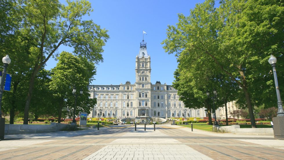 L'utilisation d'applications de notifications sur la COVID-19 sera étudiée à l'Assemblée nationale du Québec