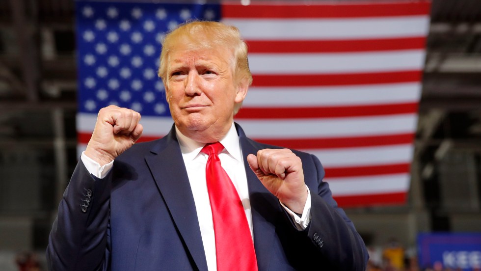 Trump bombarder ouragans