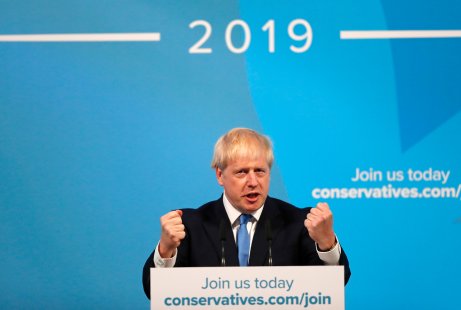 Boris Johnson prononce un discours devant ses partisans lors de sa nomination comme chef du Parti conservateur du Royaume-Uni, le 23 juillet 2019.