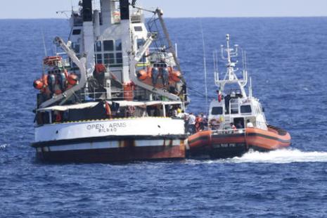 open arms Italy Sicilia immigrants Spain Spanish coast guard