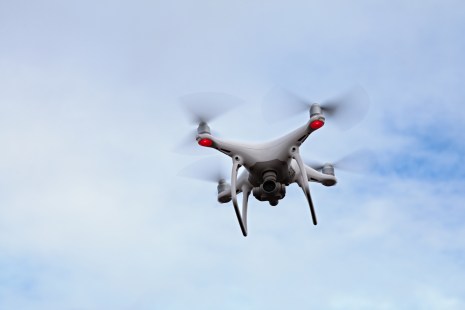 Heathrow londrès Angleterre écologistes réchauffement climatique drone