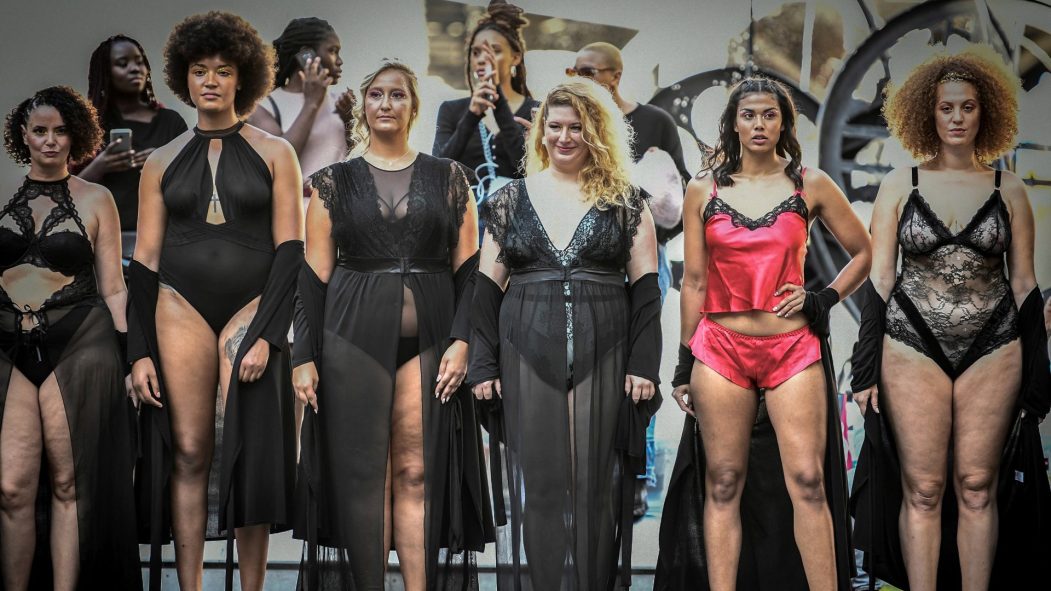 défilé Paris body positive diversité mannequins
