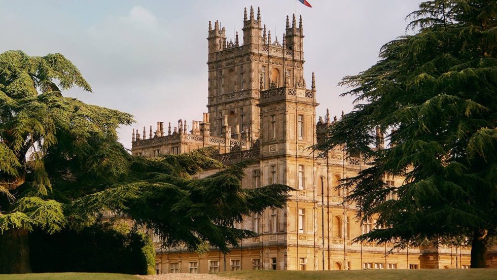 château airbnb Downton abbey