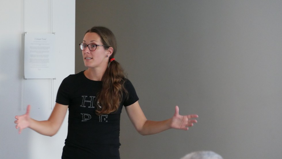 Marie-Claude Brien, archéologue, donne une conférence sur les découvertes effectuées sur le site du Fort Lorette