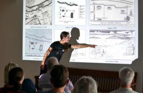 Marie Claude Brien Archélogue présente les résultats des fouilles Fort Lorette 
