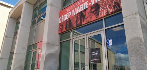 affiche campagne cégep Marie-Victorin