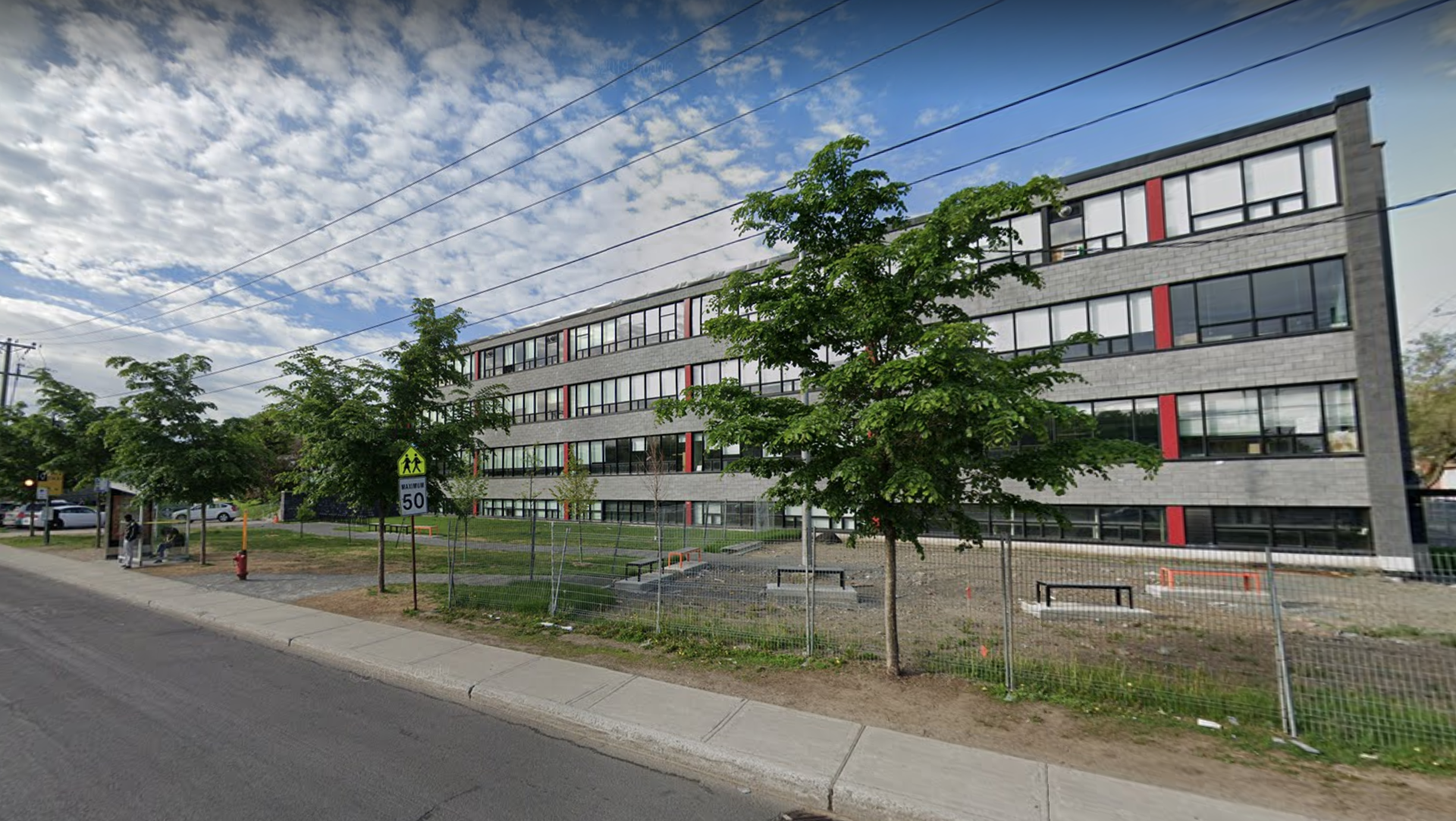 L'École secondaire La Dauversière, dans Ahuntsic-Cartierville