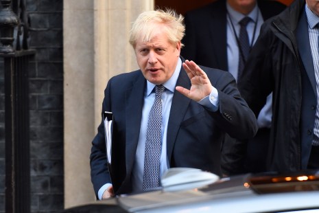 À J-9 du Brexit, Boris Johnson suspend l'examen de l'accord