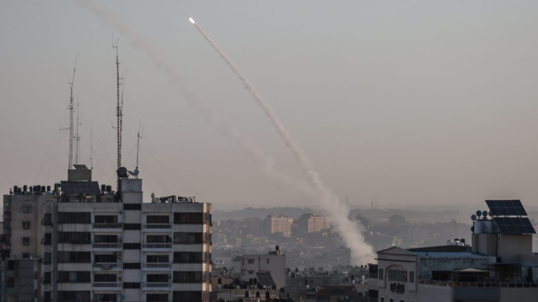 Gaza: Israël tue un haut commandant palestinien, tirs de roquettes en réponse