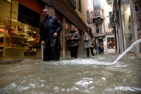 Italie: Venise toujours sous les eaux