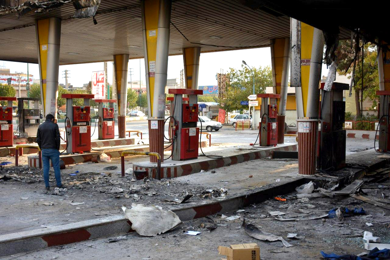 Iran: encore quelques émeutes après une hausse du prix de l'essence