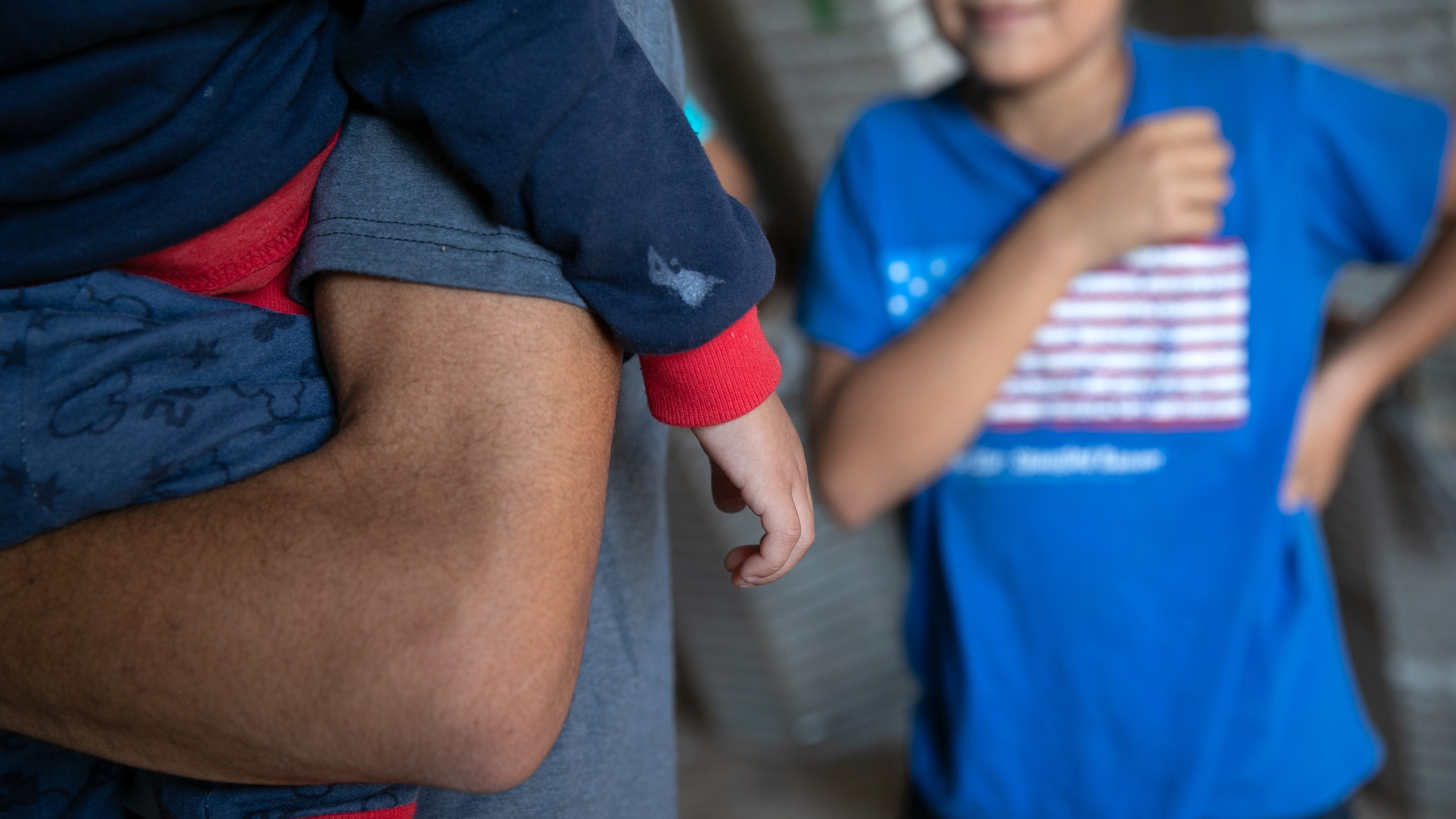 Immigration aux États-Unis: plus de 100 000 enfants seraient détenus