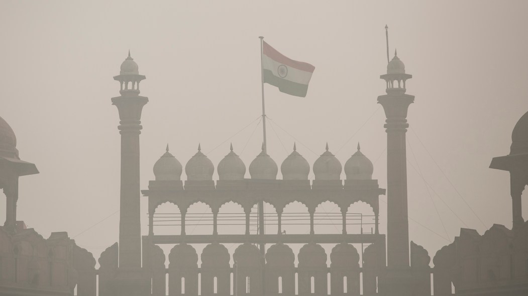 Pollution en Inde: la population New Delhi continue d'étouffer