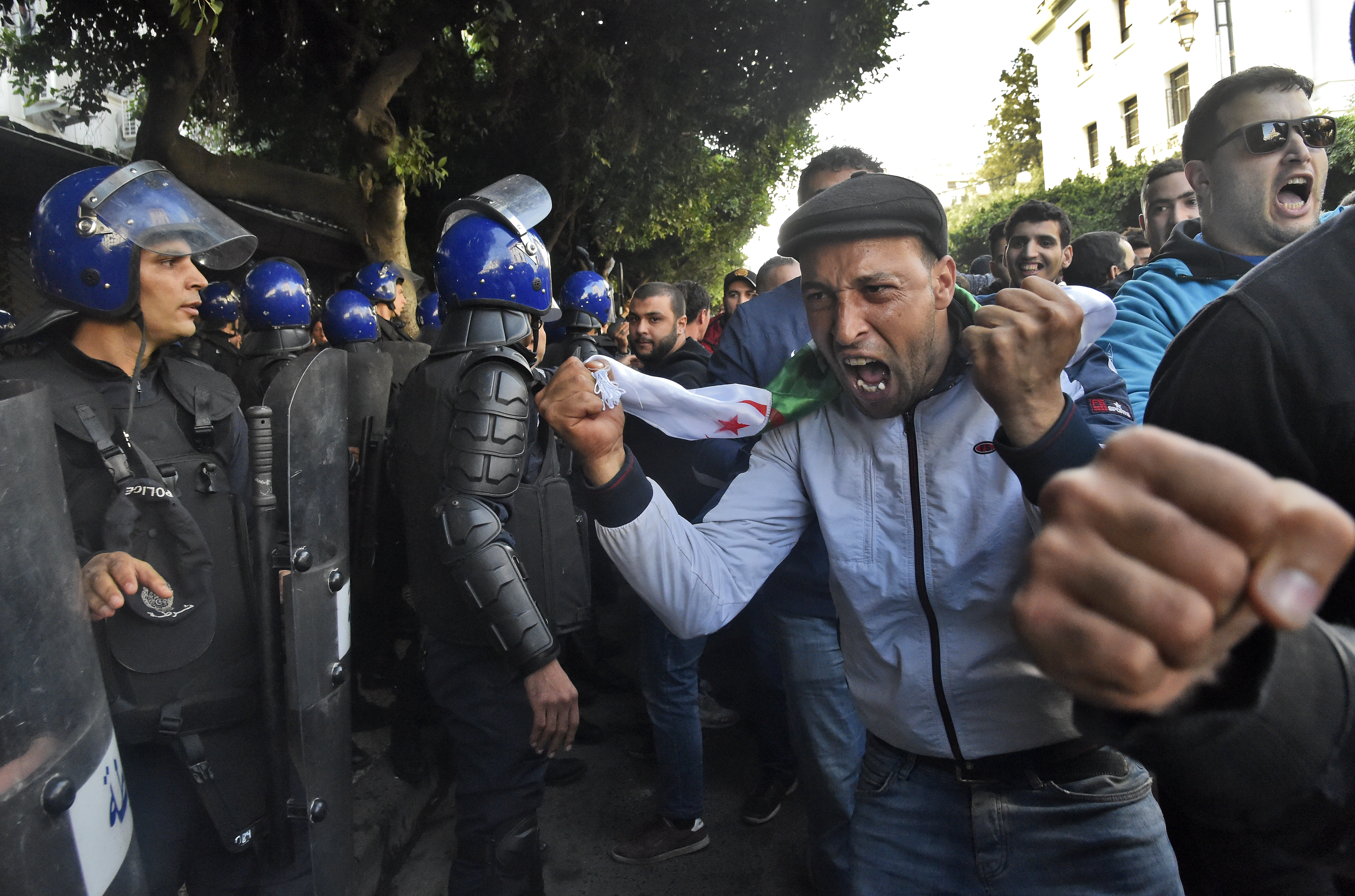 Algérie: l'élection présidentielle fortement perturbée