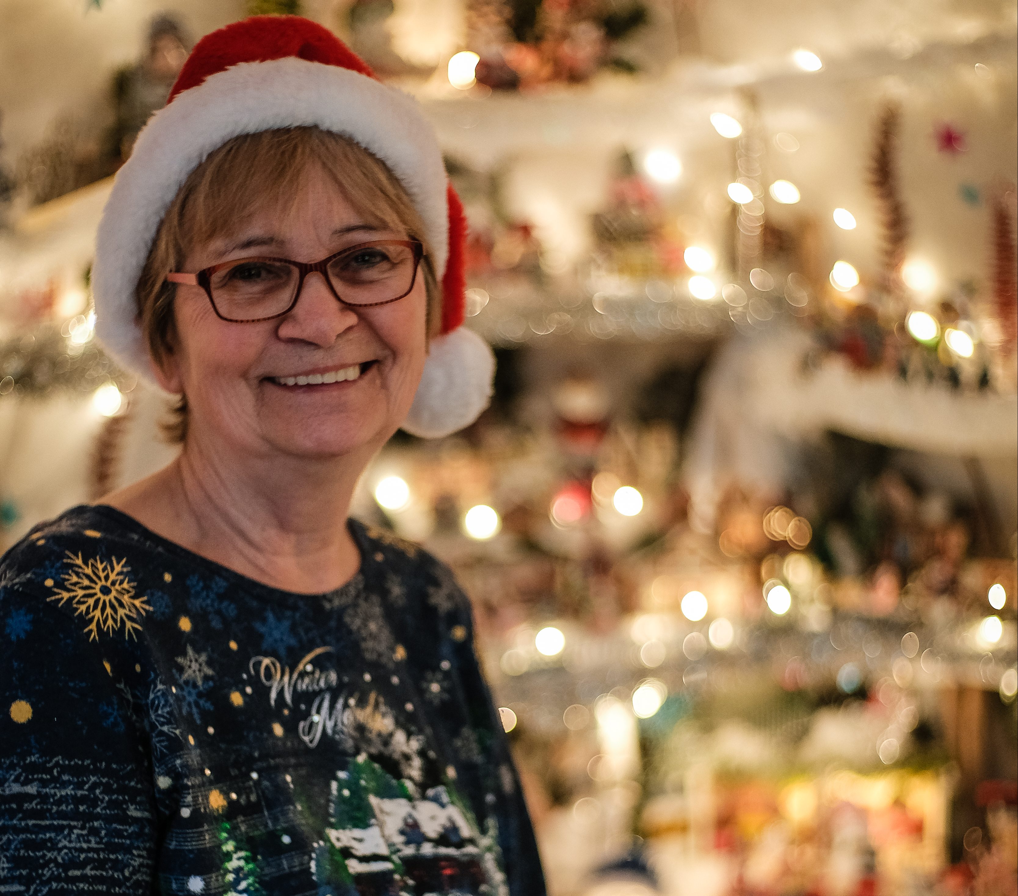 Vente Village De Noel Miniature Un Village De Noel Miniature Grandiose Confectionne Par Une Lachinoise Vente Village De Noel Miniature Un Village De Noel Miniature Grandiose Confectionne Par Une Lachinoise