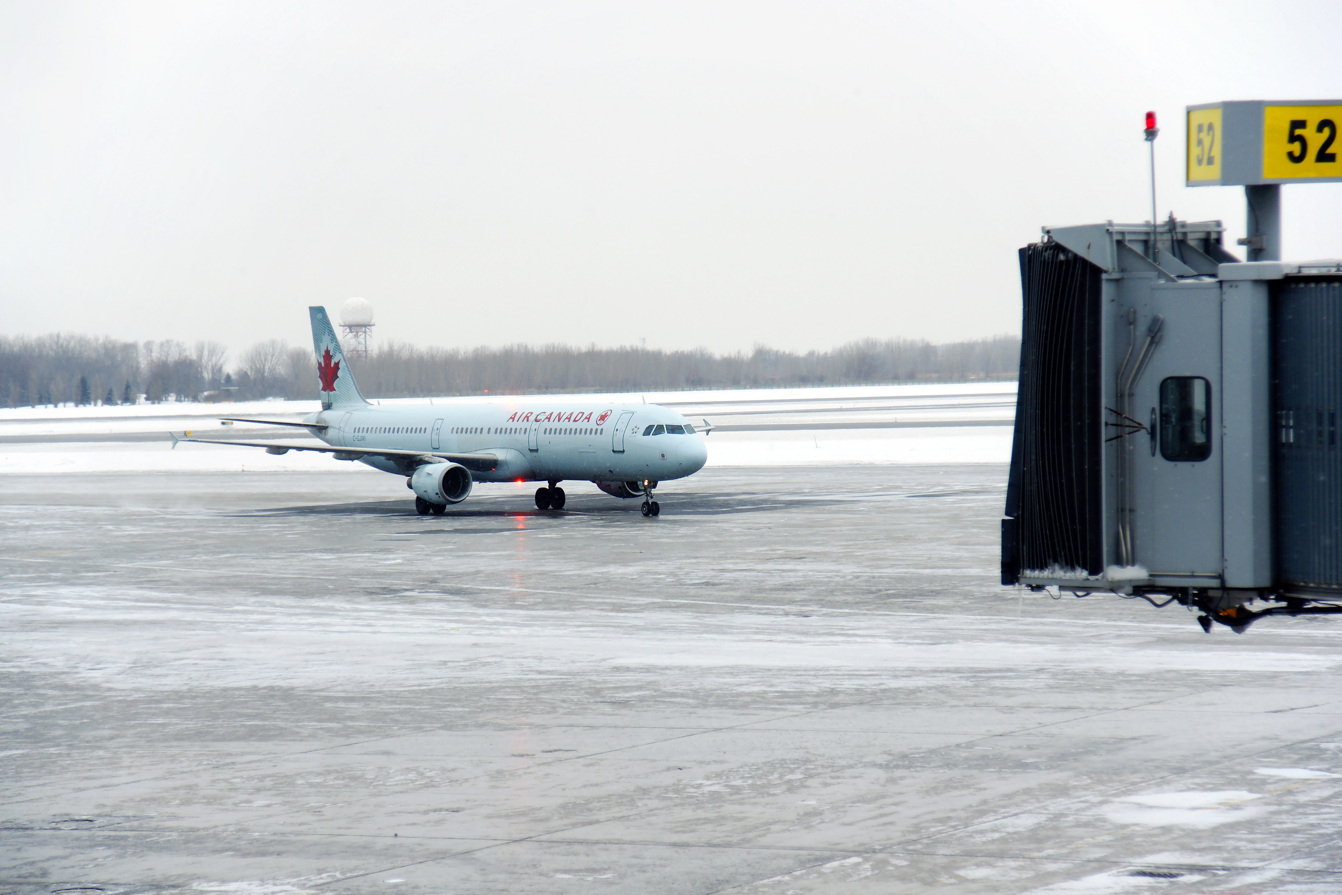 Swissport: grève déclenchée dans les aéroports de Montréal
